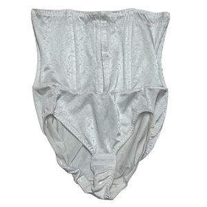 Cabernet Vintage High Waisted Panties Size Large